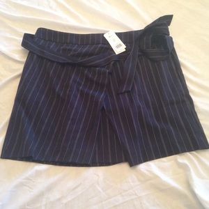 NWT Banana Republic Front Tie Pin Stripe Skirt 12P